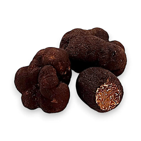 showing image of fresh winter truffle tuber brumale extra grade